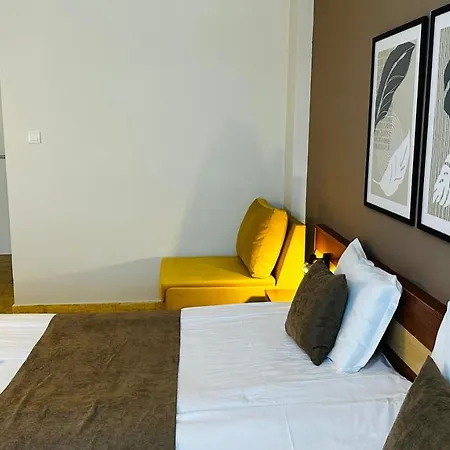 Queen Nelly Отель