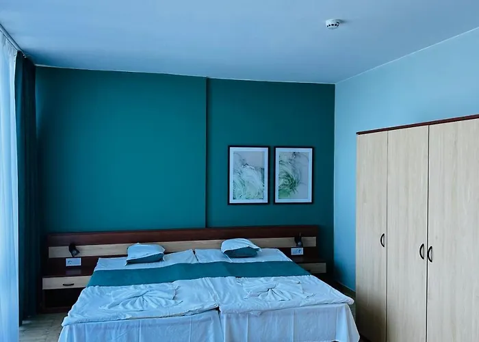 Queen Nelly Ξενοδοχείο Πριμόρσκο