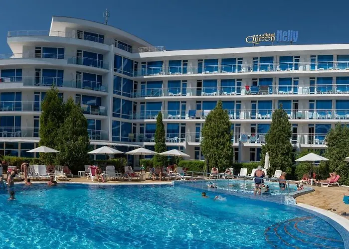Ξενοδοχείο Queen Nelly 4*