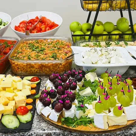 Queen Nelly 普里莫尔斯科